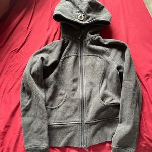 Grey lulu lemon sweater